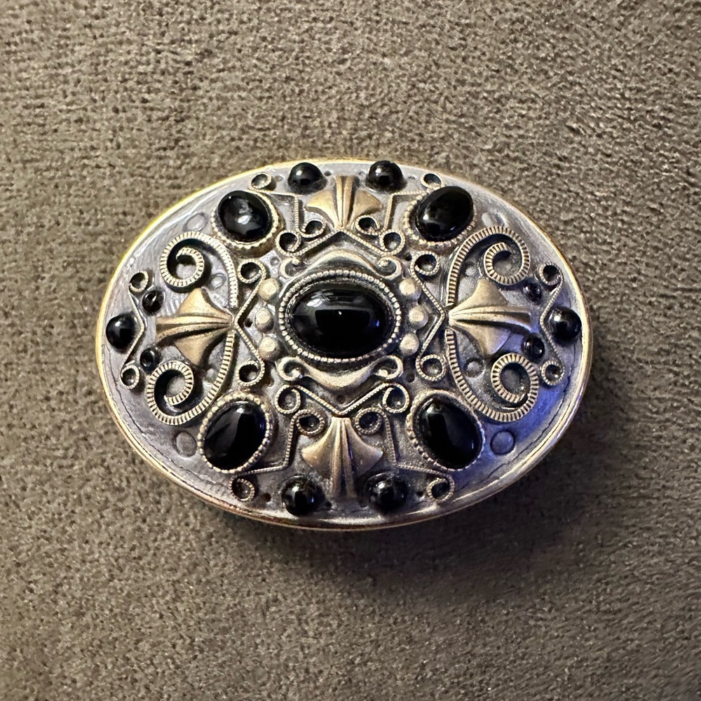Michael Golan brooch / pendant